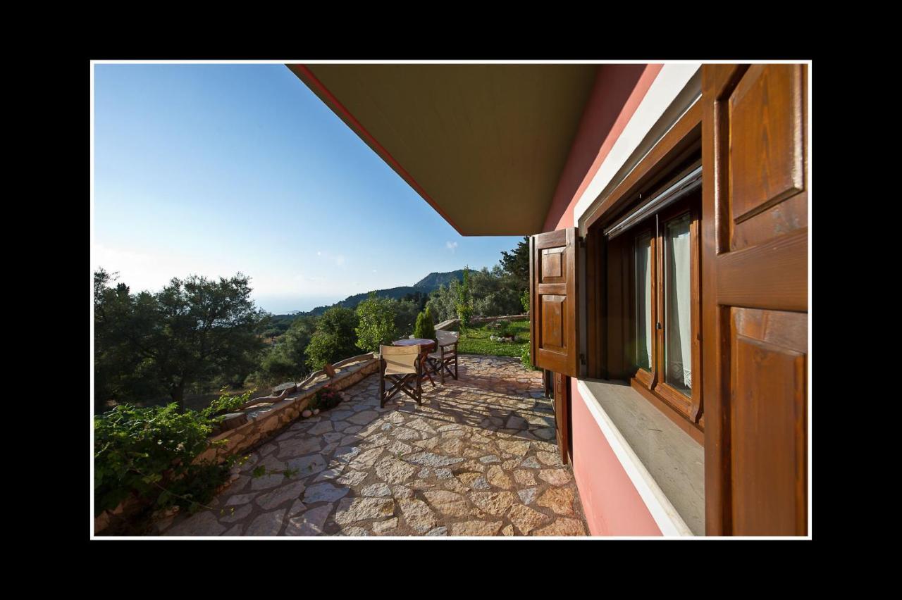 Porto Katsiki Guest Houses Athánion Esterno foto
