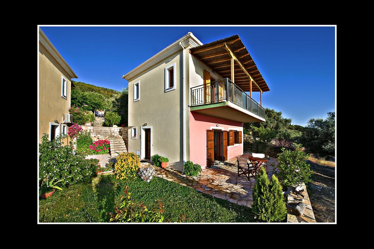 Porto Katsiki Guest Houses Athánion Esterno foto