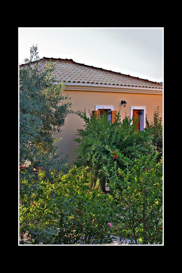 Porto Katsiki Guest Houses Athánion Esterno foto