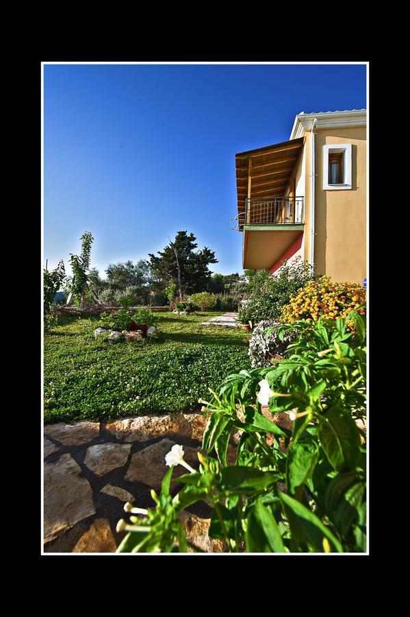 Porto Katsiki Guest Houses Athánion Esterno foto